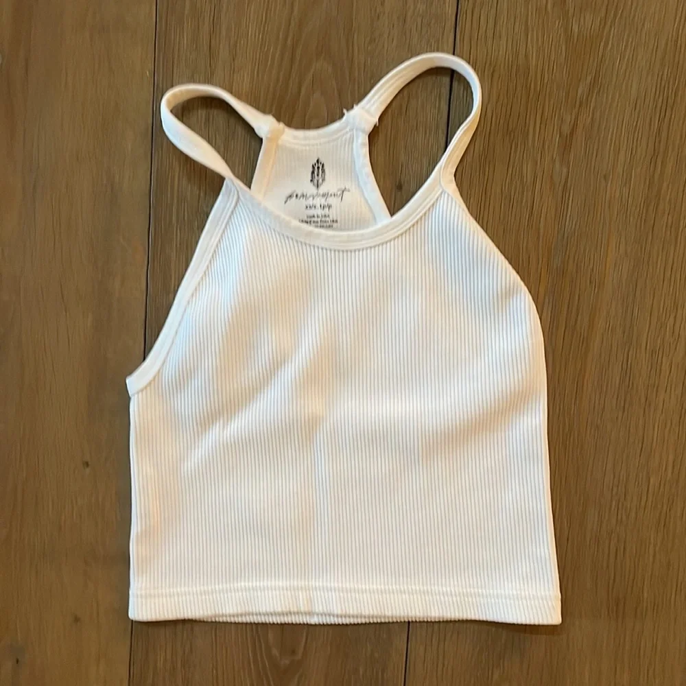 NWOT Free People Happiness Runs Crop- Set of 2 - Picture 2 of 13